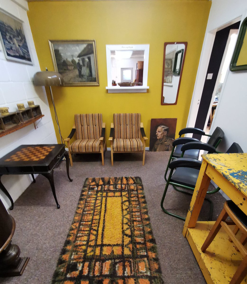 PeggyMcCools's tweet photo. Peggy McCools Antiques &amp; Vintage, we sell a mix of Mid century and antiques. We are based in Leigh, Greater Manchester.
Check us out @ https://t.co/ZzzcOFqIhc 
@DrewPritchard #SalvageSundays https://t.co/jSk9TSAyGZ https://t.co/HWayvNzWbq
