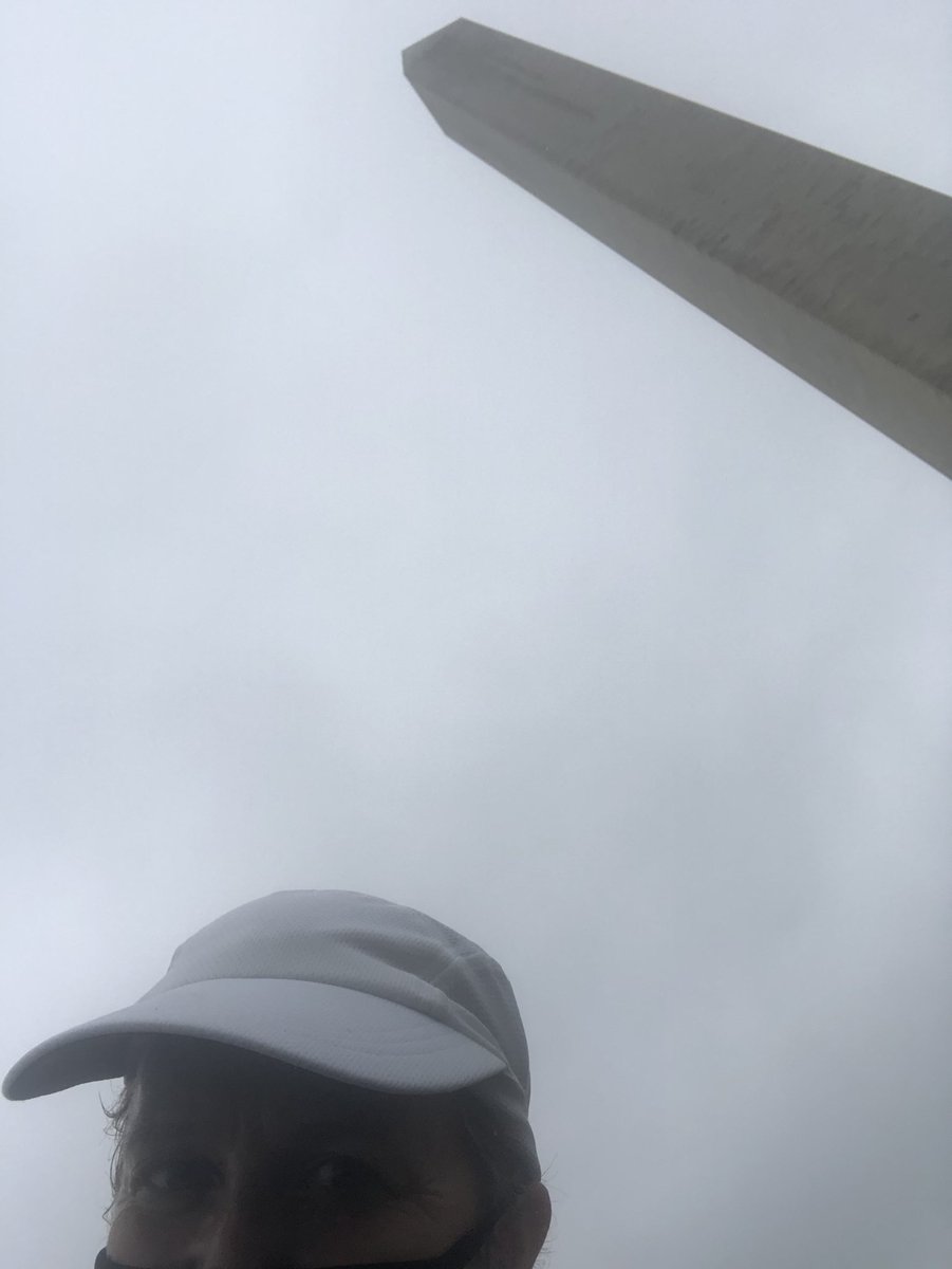 I ran to the Washington Monument. It’s very tall. It was raining this whole time and the pictures reflect that. Plus I was running and tried to only stop briefly.  #teamkunken  @kulturec