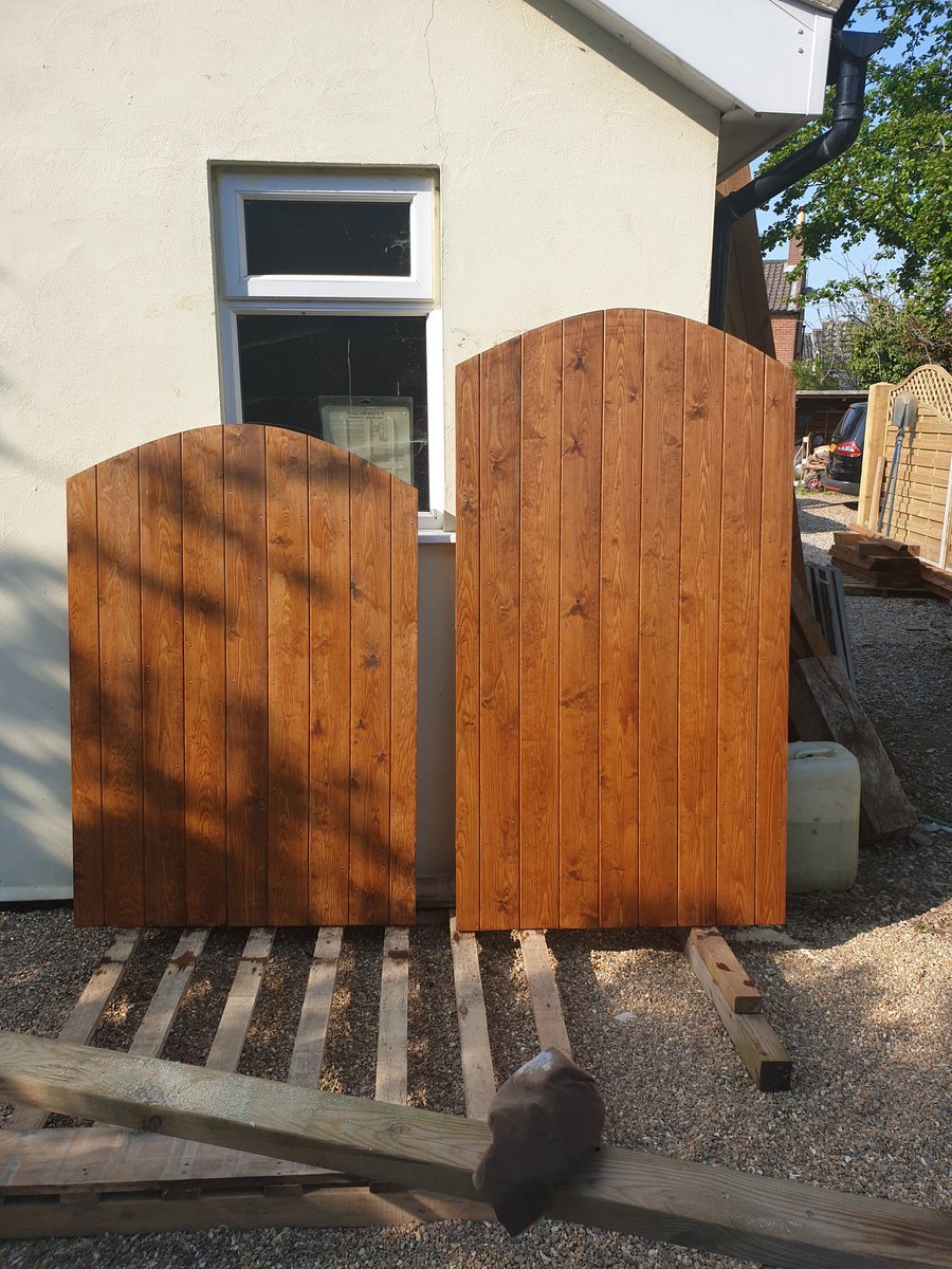 bud1172's tweet photo. Making some gates for next week. https://t.co/3YkQu39iXd
