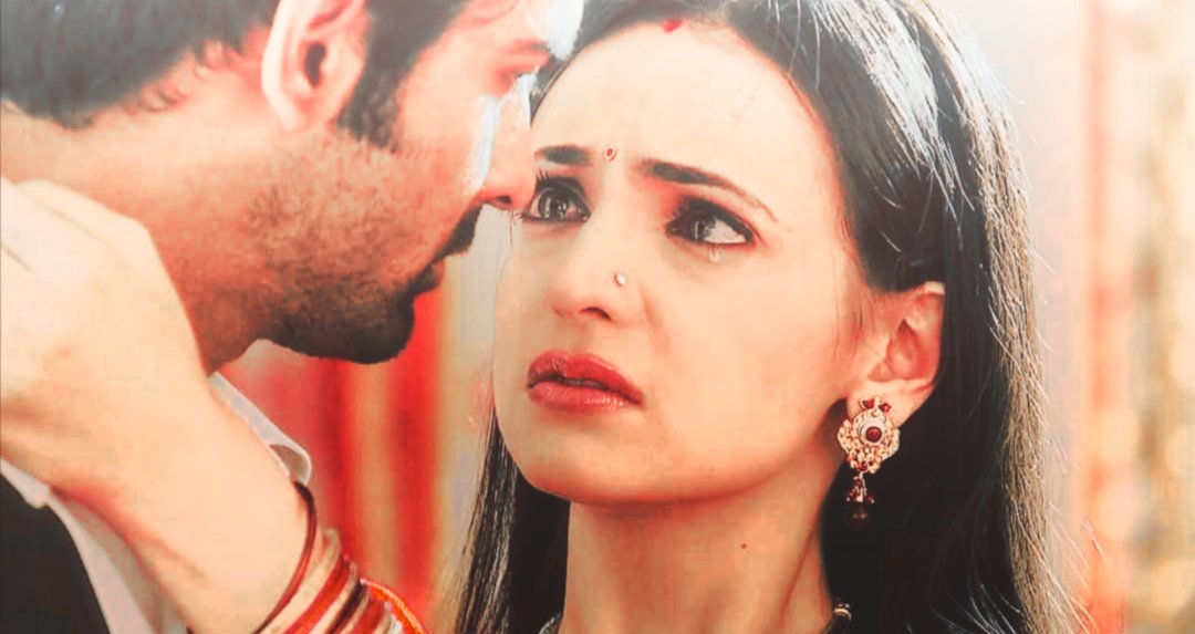 ~ Kyu Dard Hai Itnaa Tere Ishq Me ~ #BarunSobti  #SanayaIrani  #IPKKND  #Arshi