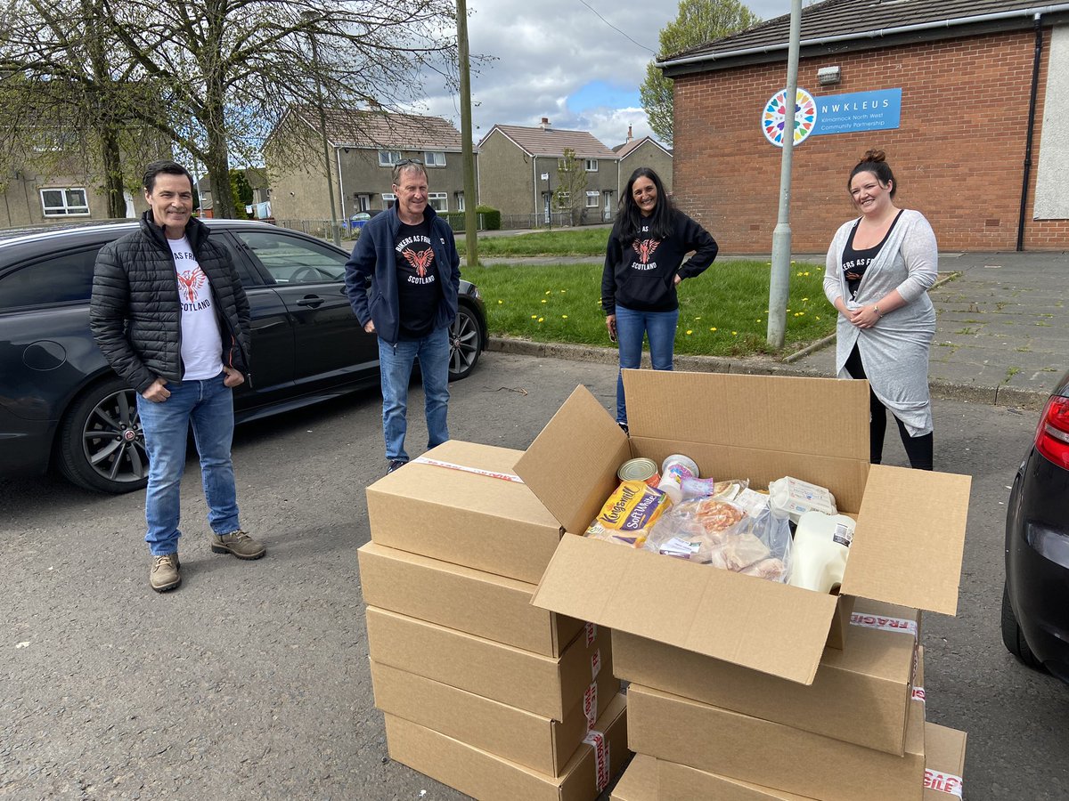 msmagsmclean's tweet photo. Successful 1st food provision drop off by BAFS. Thankyou Tom Murray, Tam, Claire Mclean, Graeme &amp; Becca Mclean @NWKilmarnock @eacMargoCrolley @killielila https://t.co/NIdCFfYjeU