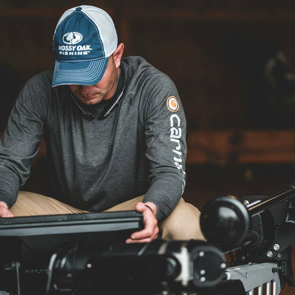 mattleefishing's tweet image. Getting the graphs dialed in and getting ready to hit the lake!  Who’s with me?! #outfishthemall #friendsofcarhartt #mossyoakelements
.
#outdoors #lakelife #fishing #instafish #profishing #fishinglife #fishingislife instagr.am/p/B_cawE6pb-6/