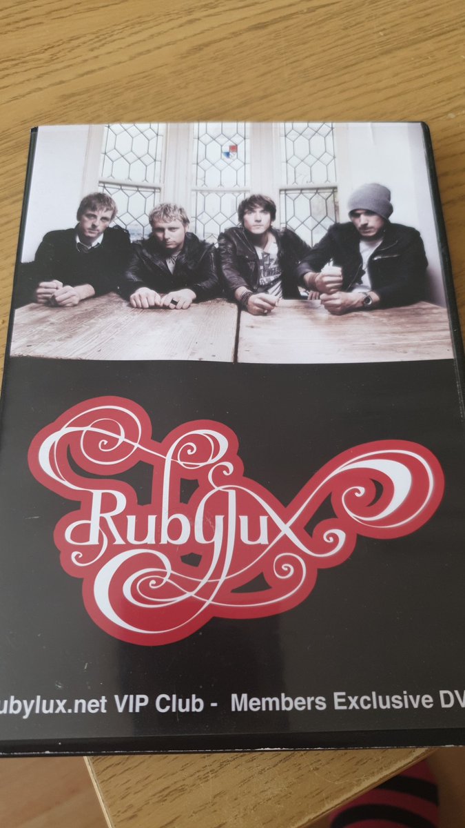 sophieprisco's tweet photo. I knew I recognised So Secretive from somewhere!!! A small clip of it is on this dvd from 2009. The gig that introduced me to them is also on here. First time I was in Brighton too. #rubylux #fromtheoutside #sussexcricketground https://t.co/2PSOibp4HQ