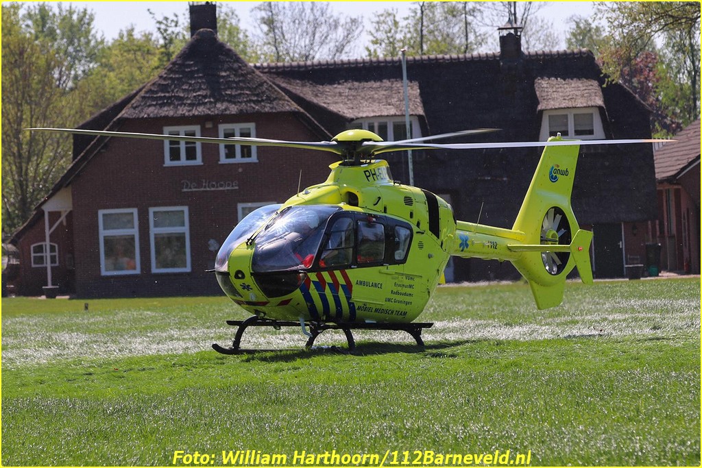 Motorrijder zwaargewond bij aanrijding met auto in Renswoude ..