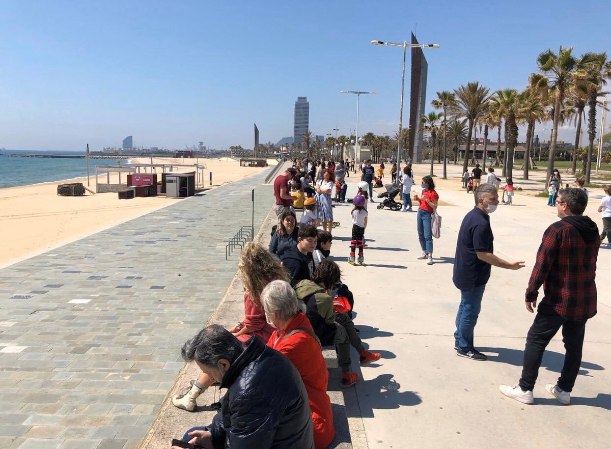 La chica de al lado tweet media