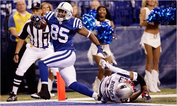 GridIndy's tweet photo. @GridWeekly @GridMBL Indy coming off a big loss to the Titans to then turn around take it out on the Patriots. Near perfect day by Brisset going 14/15, Mack ran for almost 200 yards in a total team effort in which Indy won 45-21 in the last home game of the year. https://t.co/nZpwrwrOdE