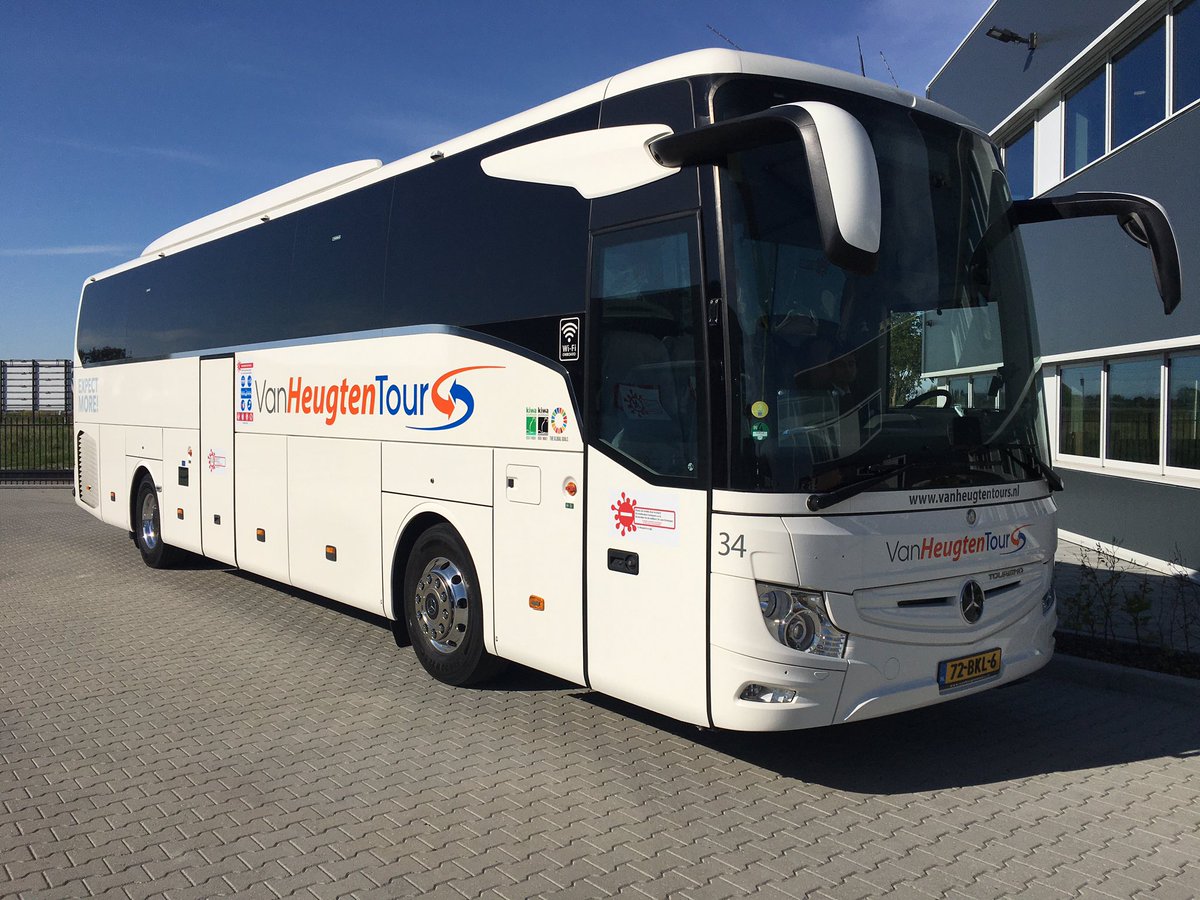 VanHeugtenTours's tweet photo. Onze manier van #coronaproof maken van het #beslotenbusvervoer. De Corona Class moet de nieuwe standaard worden in de periode van #COVID19 anders is de tourbranche ter zielen. #richtlijnen @minInfraMT #bus #overheid #DenHaag @CvNieuwenhuizen https://t.co/1C3pTSqX8l