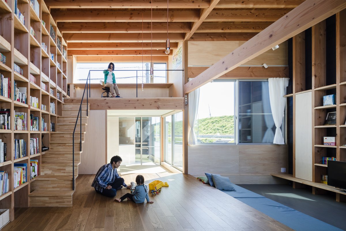 5. Parentheses House, rancangannya SAI Architectural Design Office.