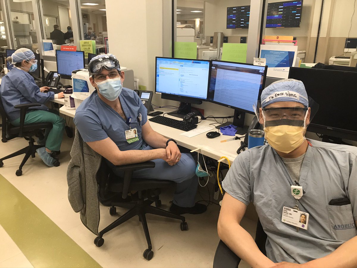 Overnight call gave me an opportunity to snap some photos of fellow staff in many different parts of <a href="/LaheyHospital/">Lahey Hospital</a> #HealthcareHeroes <a href="/BIDMChealth/">BIDMC</a>