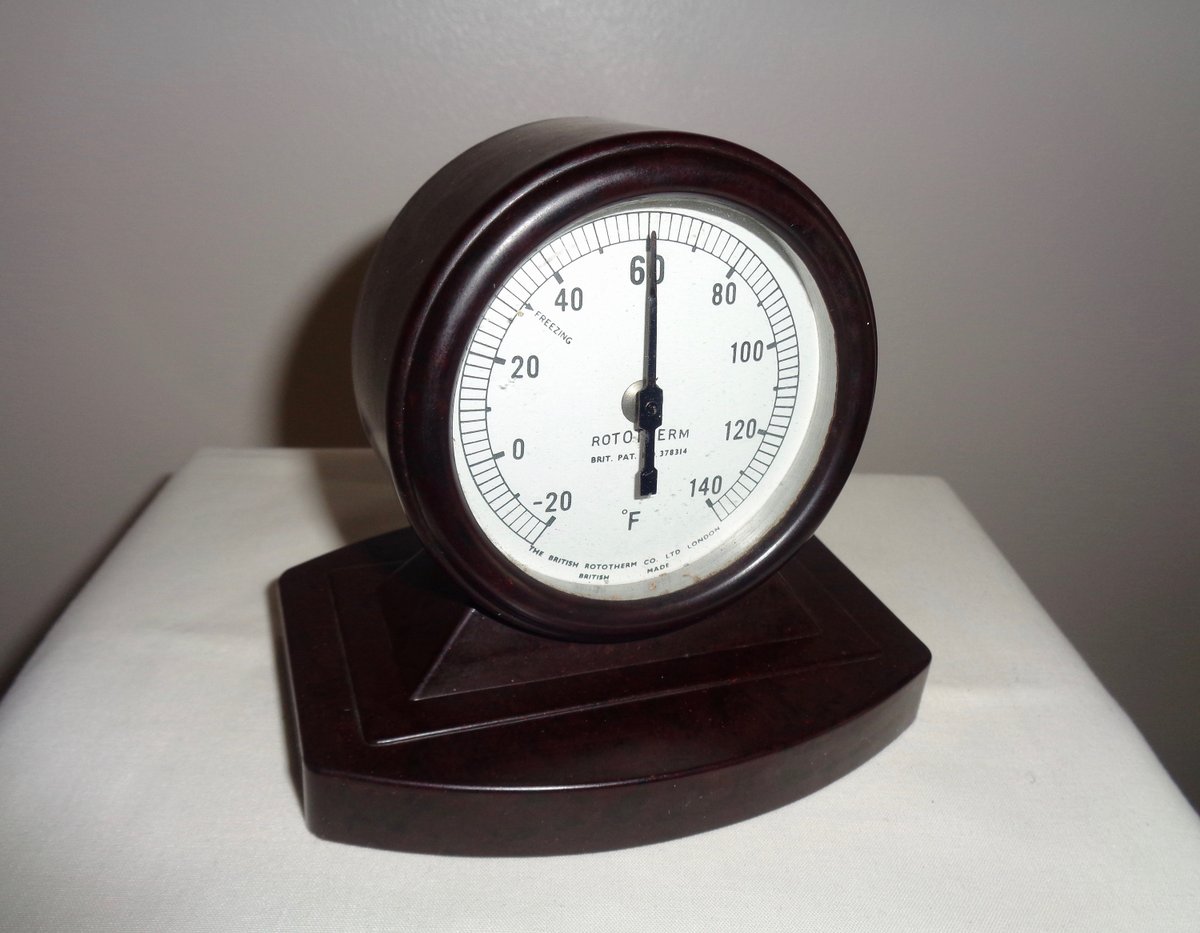 MullardAntiques's tweet photo. 1930s Brown Bakelite Rototherm Desk Thermometer. #Bimetallicthermometer Working Display Item. https://t.co/eaxlwR8CGe #scientifickit #thermometer #industrial #deskornament #officedecor #mancave #rototherm #vintagetech https://t.co/U7ZYQG7gTJ
