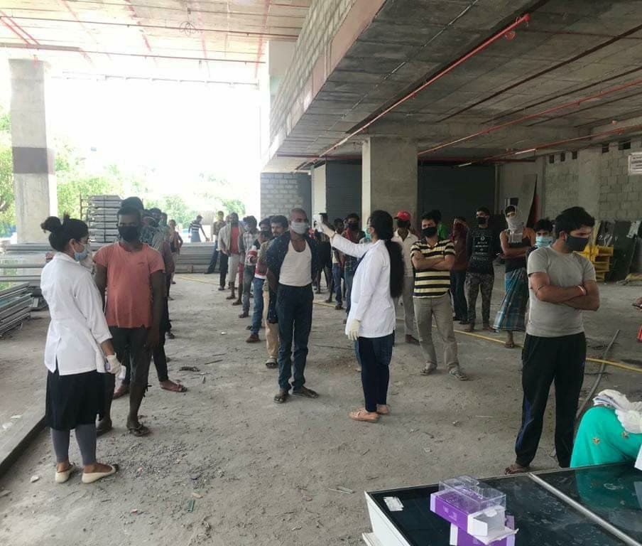 MalkajgiriCop's tweet photo. We have stated #Health_Checkup of migrant workers with help of Doctors who are #Volunteering & along with #TISS survey it will continue.
#COVID19 #MigrantLabourers #StayHomeSaveLives
@TelanganaCMO @KTRTRS @TelanganaDGP @hydcitypolice @cyberabadpolice @TelanganaHealth https://t.co/EWlAoyH7Fj