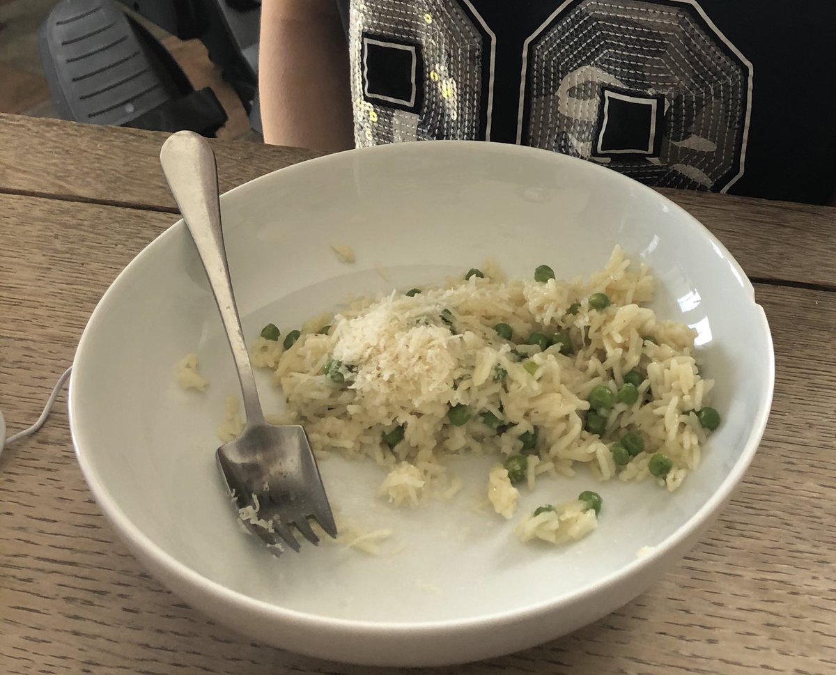 MimiandMago's tweet photo. Mimi M yr8 DT food 5 items: rice; peas; parmesan; stock and onion - made Pea Parmesan Risotto @outwoodripon https://t.co/UeFZxtbsm2
