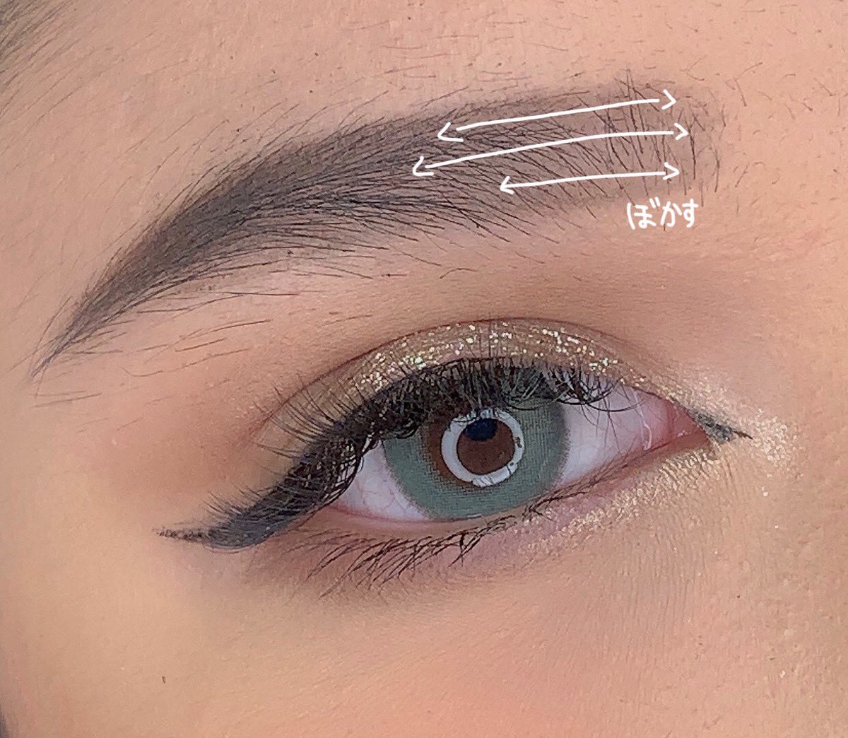 𝑅 𝐶 𝑐ℎ𝑢𝑐ℎ𝑢ꨄ How To 眉毛の描き方 1好きな眉毛の形を書く 2アイブロウパウダーを乗せる 3眉頭をぼかす 4眉マスカラを乗せる ごめんなさいまだ眉毛整理してなくて眉毛ボーボーです 眉毛描き方 眉毛 眉毛描き メイク 眉毛綺麗 T Co