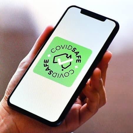 Borg2Luke's tweet photo. I made a choice today, to protect you and me from further potential spread of COVID19....I downloaded and installed the COVIDSafe app on my phone. I encourage you to do it too!!

You don’t have to wear a cape or gown to save a life!!

#covid19 #covidsafe #beahero https://t.co/ycFJR8YaYf