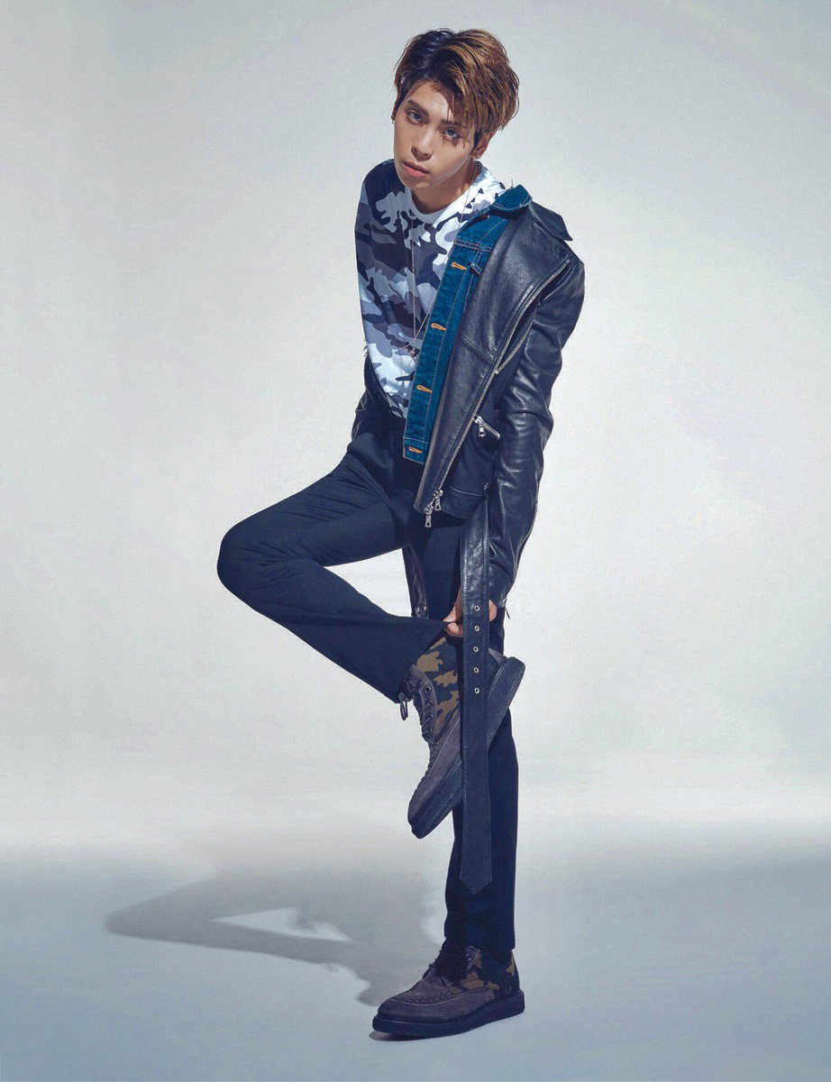 hourlyjonghyun's tweet photo. https://t.co/c9zMD6lpsH