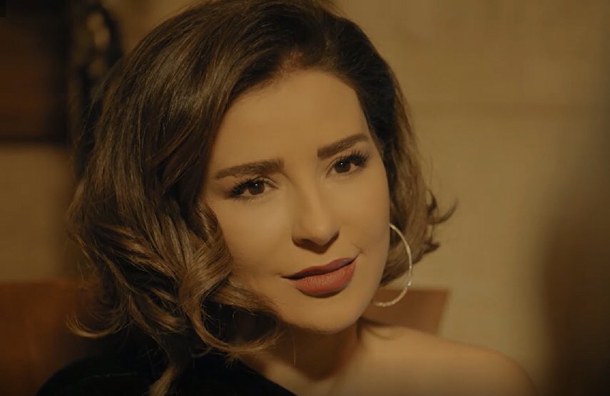 الحلقة الثالثة اللي رح تحضروها الليلة من أجمل حلقات بداية المسلسل 😍
بنصحكن تشوفوها.. الليلة الساعة ٨:٣٠ على @mtvlebanon 🔥
ومتوفرة على تطبيق #شاهد كمان ❤️
@ShahidVOD 
#أولاد_ادم