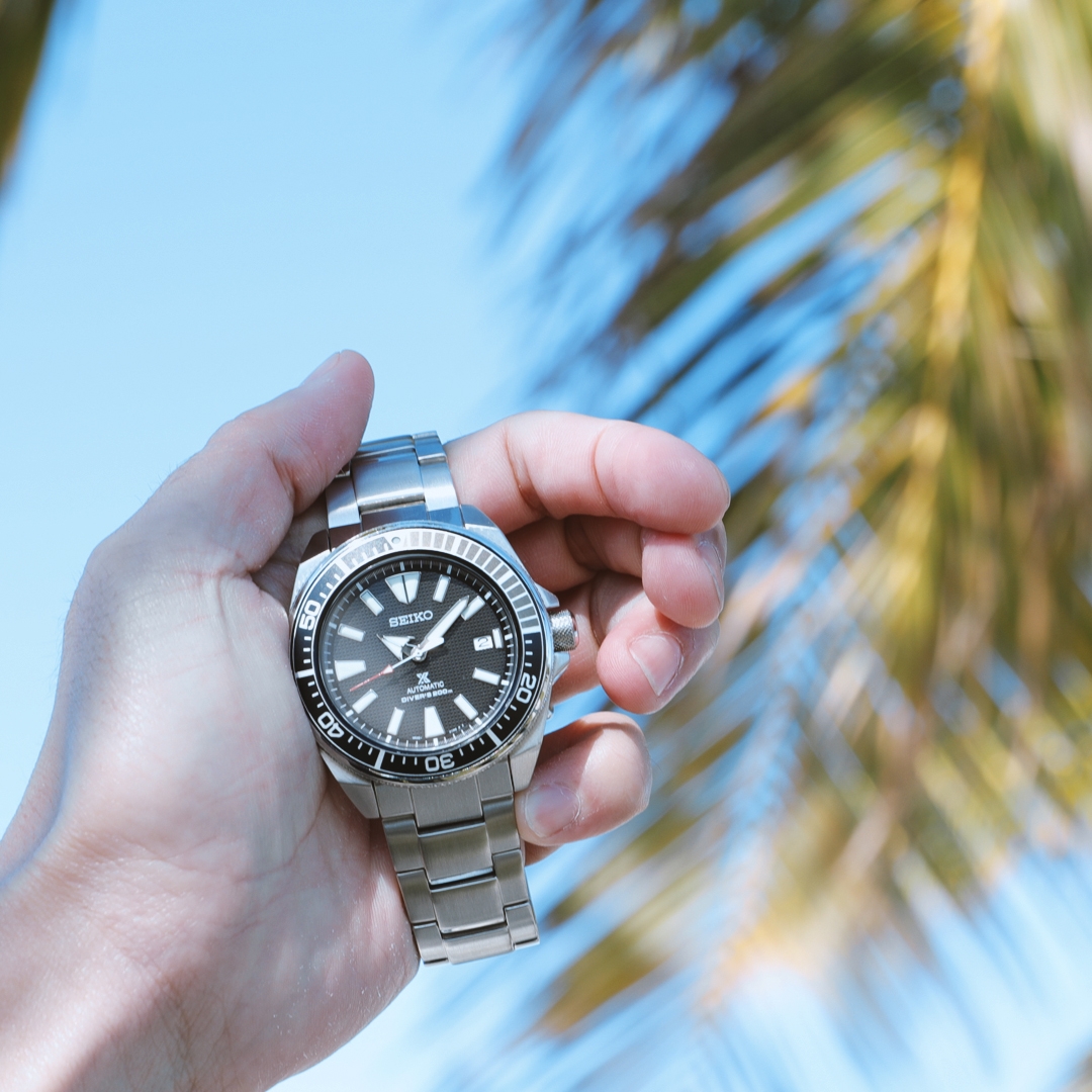 Ferie bekymring Regulering C W Sellors - Jura Watches on Twitter: "The Seiko Prospex Samurai is a  trustworthy classic, perfect to wear for all adventures, from swimming in  the ocean to desk diving! Available in-stock