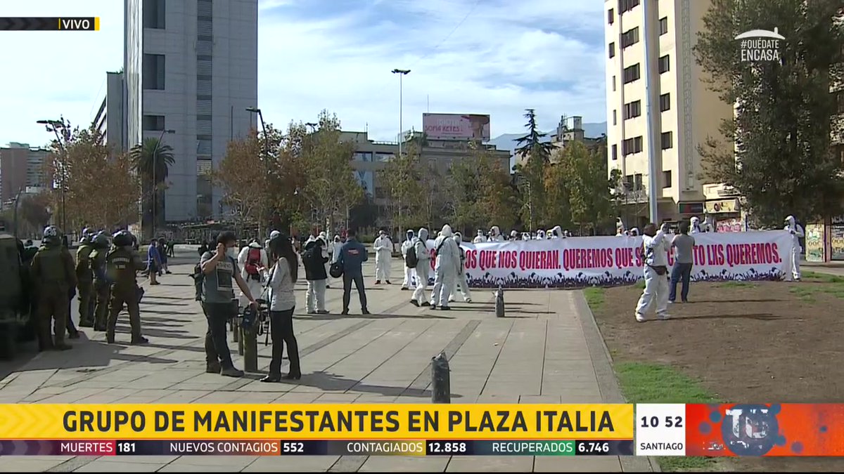 🔴 #AlertaT13 | Grupo de manifestantes se reúnen en Plaza Italia.

EN VIVO » t13.cl/en-vivo/?t=158…