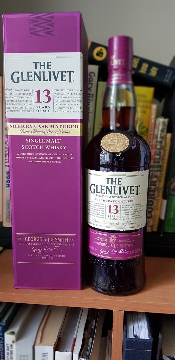 **GIVEAWAY **win this special 13 year old aged statement from Glenlivet,  matured in olorosso sherry cask and released as an exclusive! To enter, follow me, like and RT , closing date Mon 27th april 5pm #monthlygiveaway #whiskysharing #givaway #win #theglenlivet #whisky