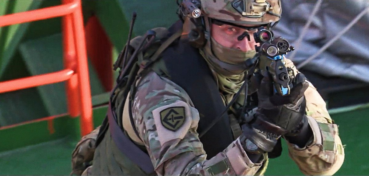 tacticalporn's tweet image. 🇪🇪EOG members during VBSS training.

#SpecialForces #SOF #ESTSOF