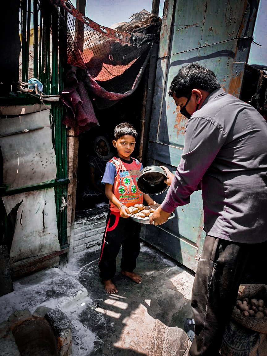 jvmtrust's tweet image. Weekly distribution of Groceries in Slum areas in Delhi by Jan Vikas Mission Trust.
Our Small step toward #FightAgainstCOVID19 &amp;amp; we hope that we will win this fight against invisible enemy
#coronavirus #coronamukt #fightcorona #fooddistribution #jvmtrust