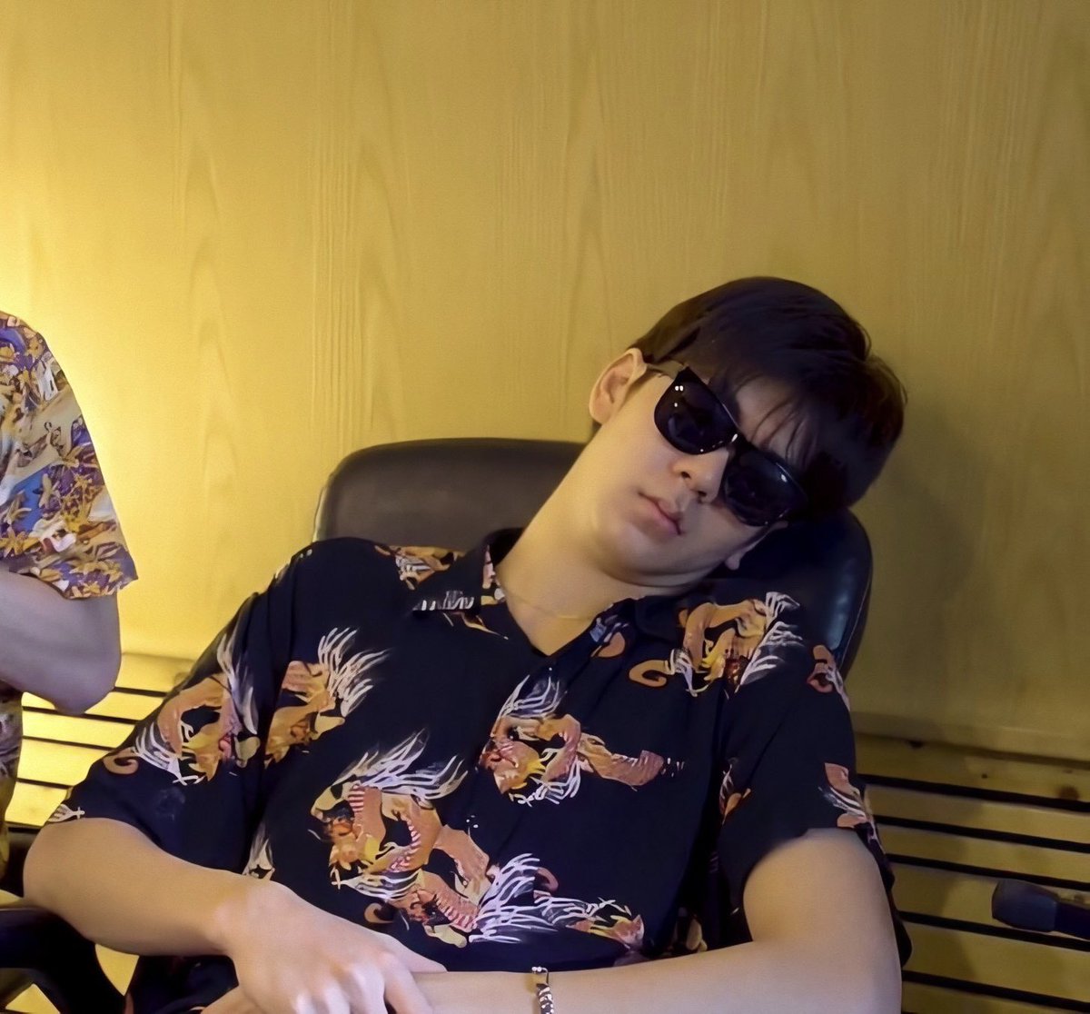 ryuvachirawich's tweet image. ไม่ได้หลับครับ เค้าเรียกคุมตีมพระเจ้าสายฟ้าแห่ง marvel !!!!! 555555555555555555555