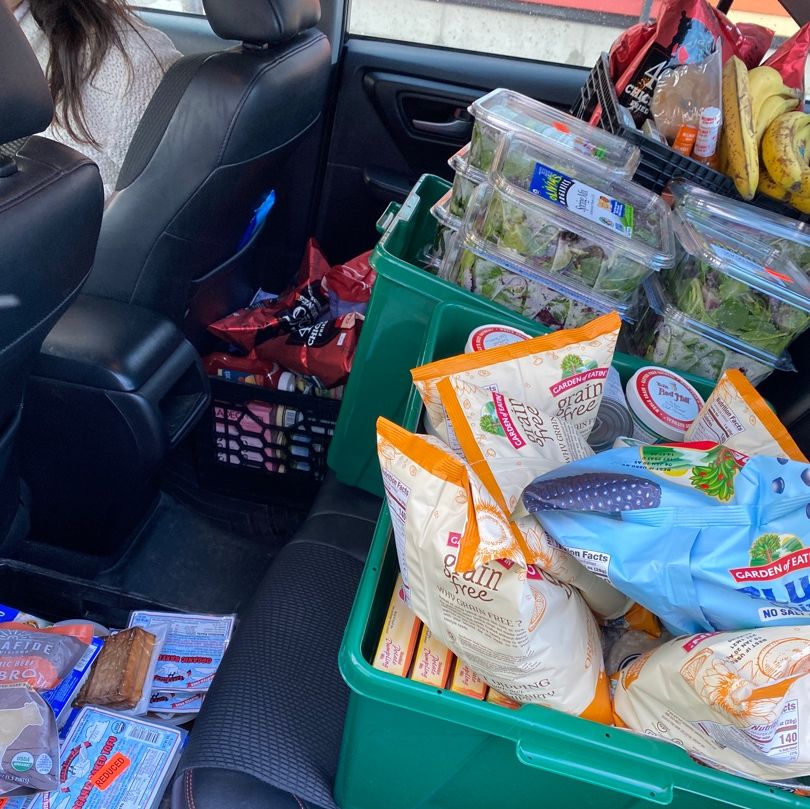 philly_rescue's tweet photo. Our volunteers know how to pack a car full #VolunteerApprecationWeek https://t.co/TzyhkDBZNX