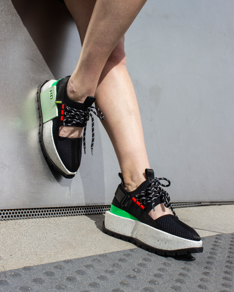 The ROKO SUMMER in SPACE FIRE //// A hot new SS20 colorway //// #SS20 //// Click here to shop: bit.ly/3aH197Y
.
.
.
#unitednude #fashion #architecture #sneakers #hautecouture #ss20 #springsummer #design #sneakerheads #footwear