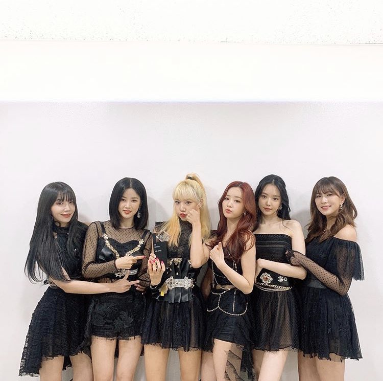 SECRET_APINKTH #덤더럼 #LOOK 🌟 tweet media