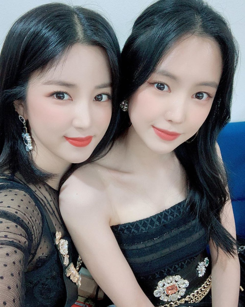 SECRET_APINKTH #덤더럼 #LOOK 🌟 tweet media