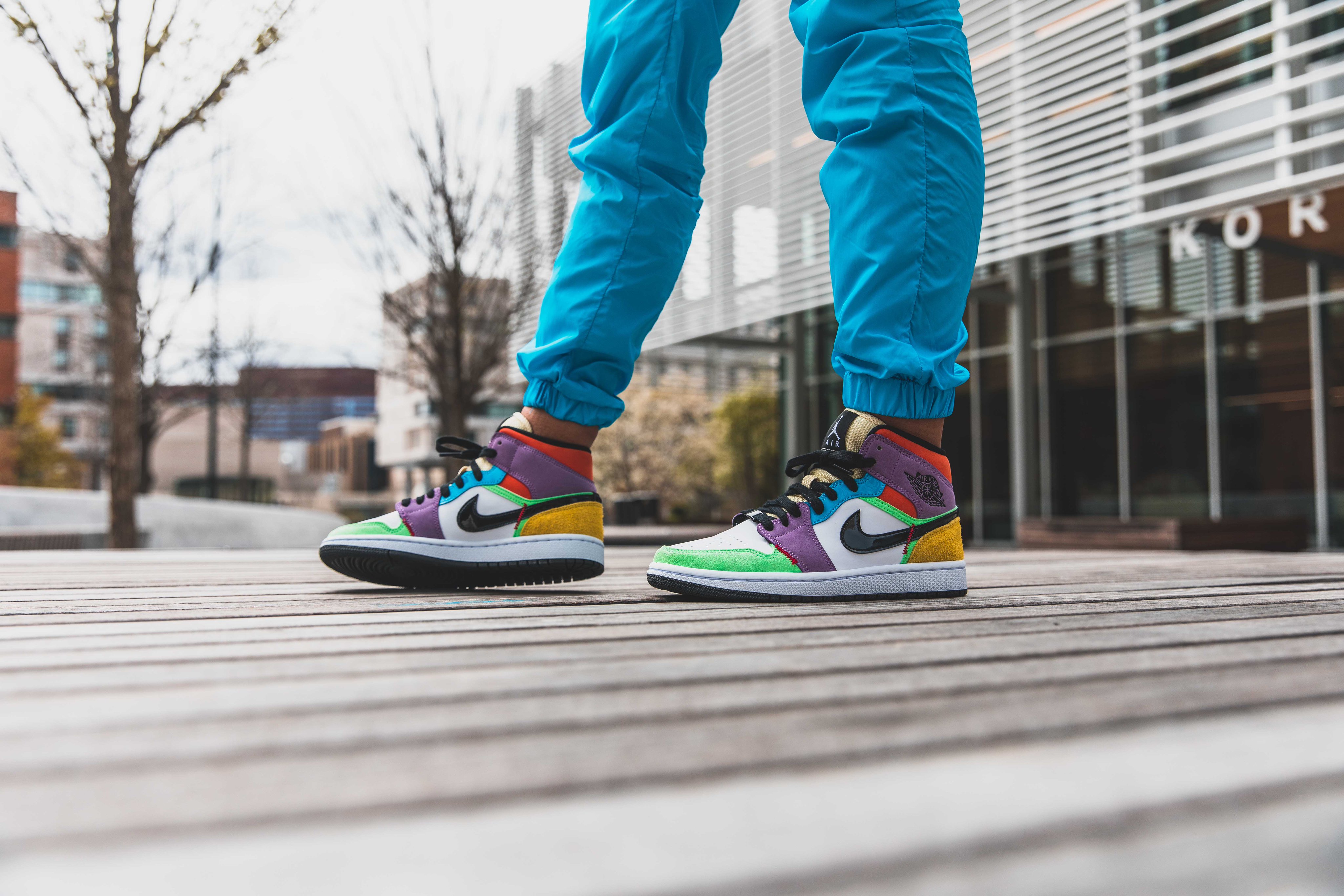 DTLR on X: The women's Air #Jordan 1 Mid 'Multicolor' is available online.  Link to cop: https://t.co/ogvf5oDbdN https://t.co/kOkF0akEsG / X