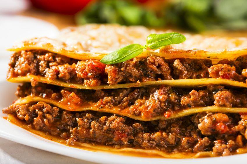 v_capaldi's tweet image. FREE Cooking Video with Chef V 🍴 Cashew Ricotta &amp;amp; Paleo Lasagna Bolognese - mailchi.mp/paleobosslady/…