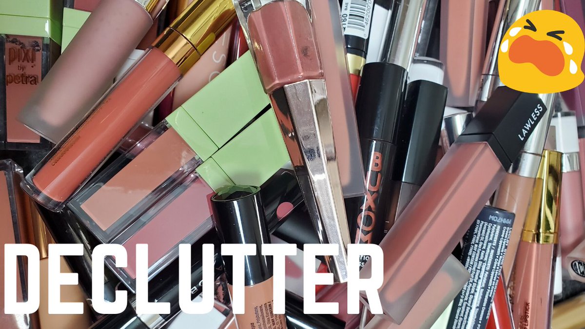 BySamanthaMarch's tweet photo. It's up! Part 1 of my giant #lipstickdeclutter is live - all my liquid lipsticks including swatches of everything! :) #makeupdeclutter
https://t.co/zBzaUmEP00 https://t.co/4yPHKStoof