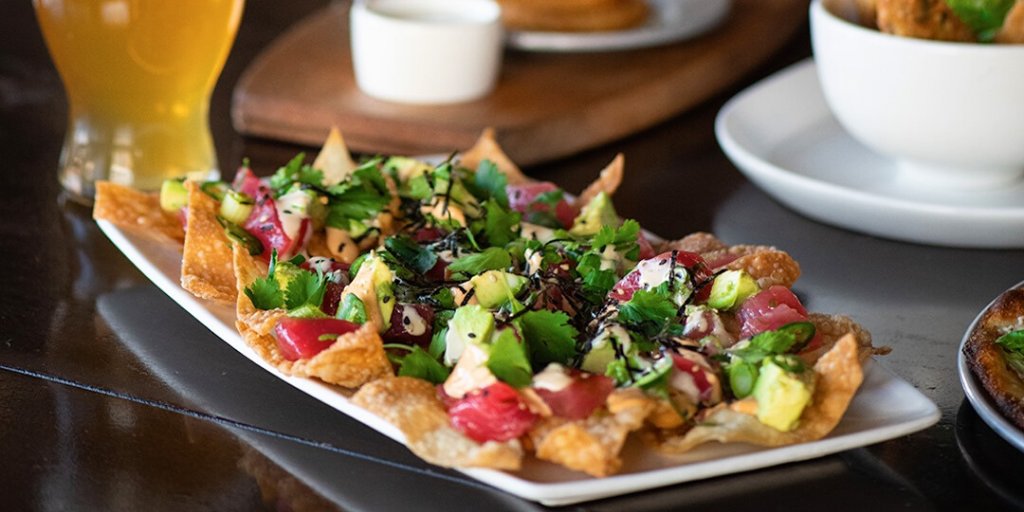 YardHouse's tweet photo. ICYMI: Enjoy 15% off all Takeout orders & Family Takeout Meals! Use code YHTOGO15 at checkout to redeem. https://t.co/JXcnkNIHW0
*Valid on takeout orders placed & picked up through 4/30/2020. Not valid for Grubhub deliveries. Offer excludes alcoholic beverages. https://t.co/85nqR00PHz