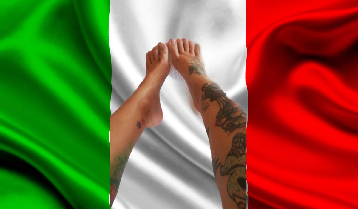 TrampleWorld's tweet photo. Feet for Italy β€οΈ #feet #footfetishnation #piedi #podologia #sardiniangirl #fetish #feticismo #sexyfeets #instalike #maxtrample #nails #model #mistress #goddess #bdsm #slave #italy #italia #italiangirl https://t.co/n4voBklzKw