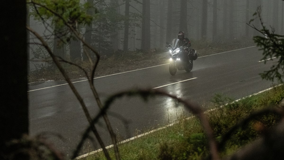 DucatiMotor's tweet photo. The colours of nature and the scents of the undergrowth. The roar of the engine resonating in the street. The light rain that envelops it all. Discovering the Black Forest aboard the Multistrada 1260 S Grand Tour is an unforgettable sensory experience: https://t.co/yzQGHTLxC3 https://t.co/hbIHyrld8C