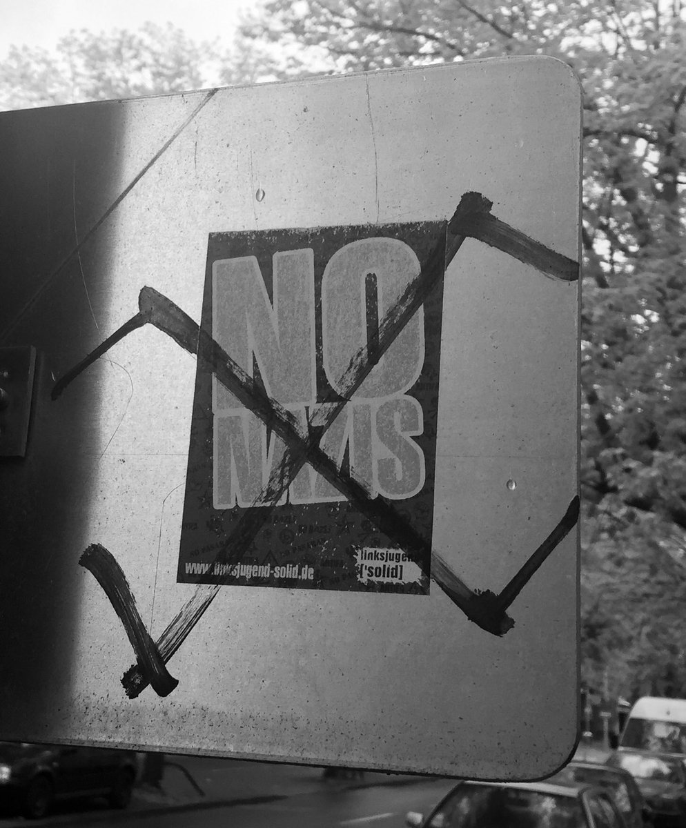 ppixffm's tweet image. Der Fuchs ist schlau und stellt sich dumm, beim Nazi ist das andersrum #SystemExit