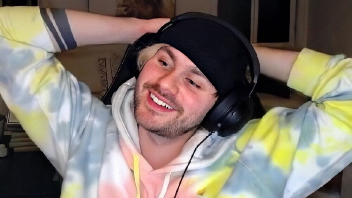 So since everyone is so negative on here, I though I would do a thread of  @Michael5SOS being happy because that’s the only Way we should make him feel