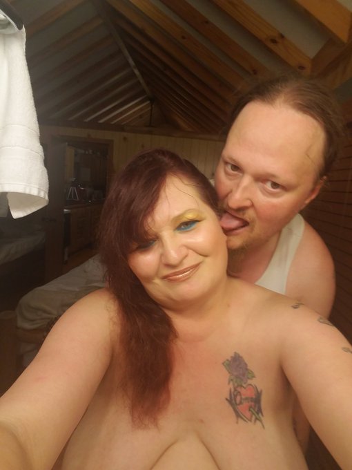 Just did an on location shoot over the weekend with @DickSteel417  ladies if you ever get a chance to