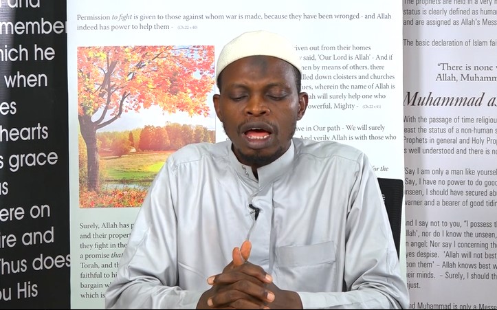 Ahmadiyya_NG's tweet photo. Virtual Spiritual Training - Day 4

Topic: IMPORTANCE OF TAHAJJUD - Part 2 (Yoruba)

This virtual programme brings Ahmadis across Nigeria together as we celebrate the Holy Month of #Ramadan.

Watch here: https://t.co/KVfeq7c3TI

#trueislam
#Ahmadiyya
#Nigeria https://t.co/FrFm1bs2Ra