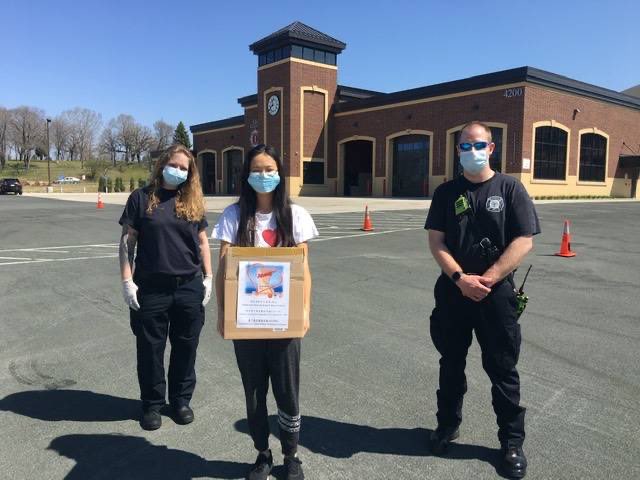 ChineseAZ's tweet photo. #UnitedDefeatCovid19
#Chinese #Minnesotans Donated Masks to 11 Fire Stations Around #TwinCities Over weekend #UniedWeStand https://t.co/RErUZ5toFs https://t.co/0PNCibmju5