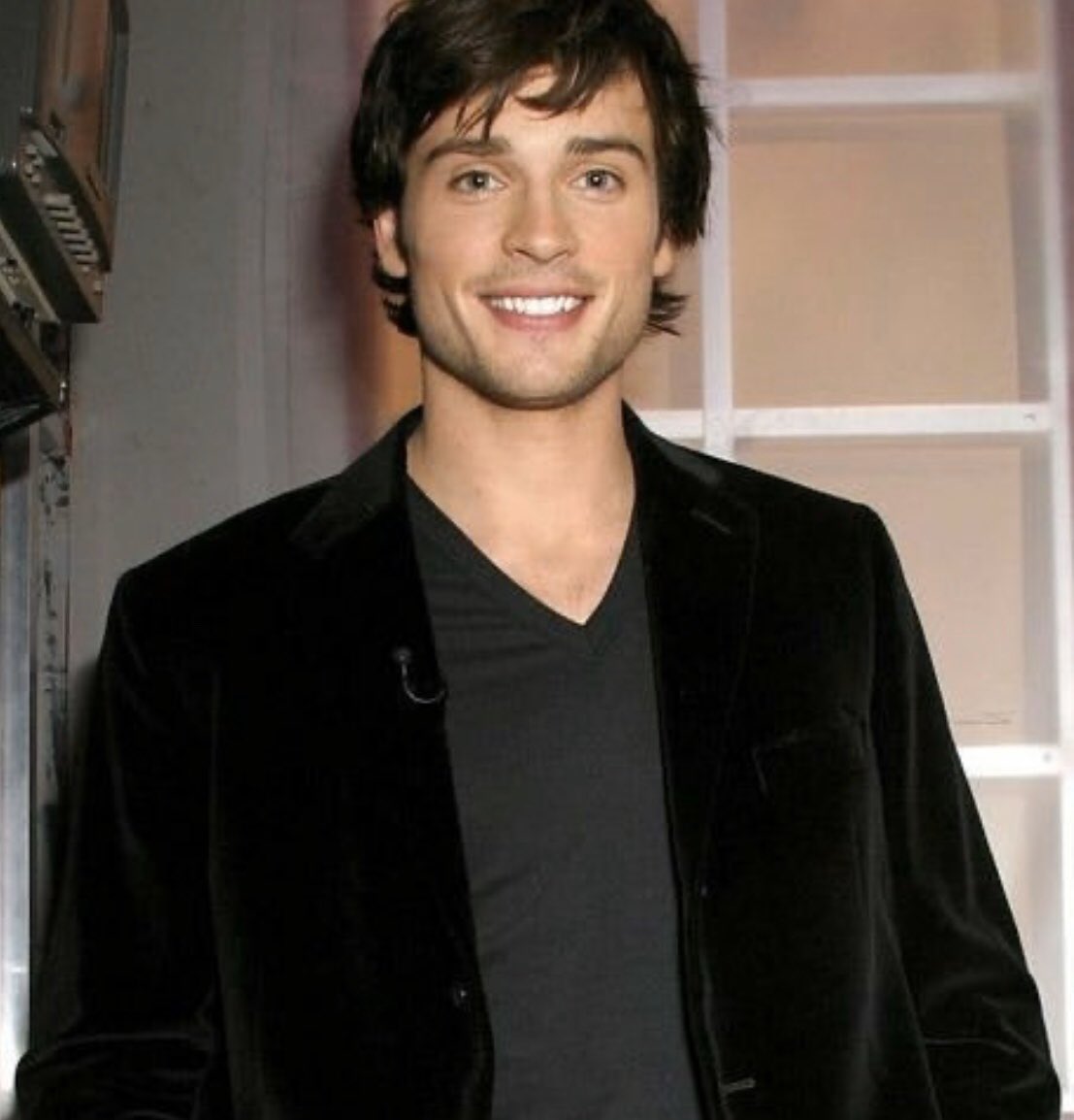tomwbrasil's tweet photo. HAPPY BIRTHDAY TOM WELLING! 
Tom Welling completa 43 anos hoje! 😍🎊🎁 https://t.co/wcBtsNQnAC