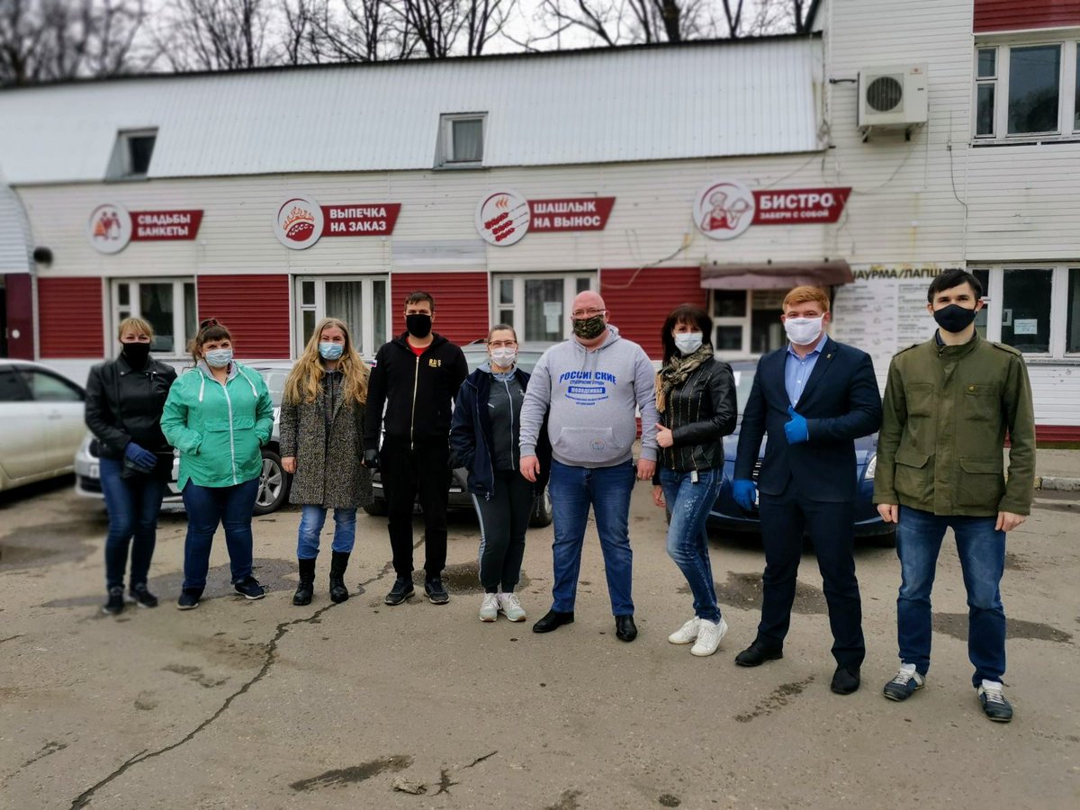 Сегодня с #Каравандобра отвезли продуктовые наборы в #Ульяновскийрайон 
Многодетные и нуждающиеся семьи, дедушки и бабушки получат помощь.
#территориядобра73 #Ульяновскаяобласть 
#волотнер
#рсм73