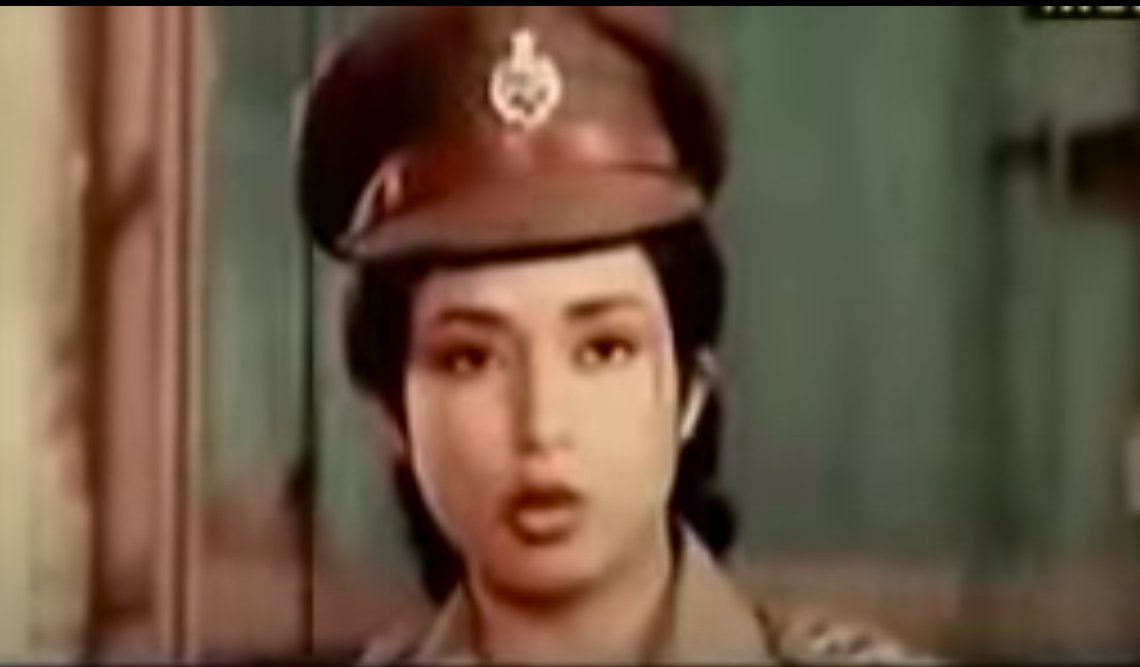 24th Odia movie in the series  #19Days38OdiaMovies and the 2nd for 26 April.Lalpan Bibi (1988) directed by Prashant Nanda, starring him and Mahasweta in the lead. Music was scored by Swarup Nayak. Watch: 