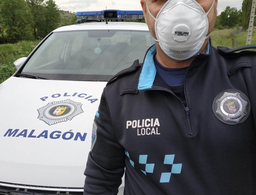 El <a href="/ClmSpl/">SPL-CLM</a> demandará a la Junta por no generalizar los test entre los agentes de la Policía Local. En Malagón cuatro de sus diez agentes han dado positivo latribunadetoledo.es/noticia/Z2BF1E…
