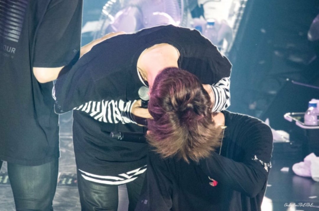 jimin kissing tae's forehead 