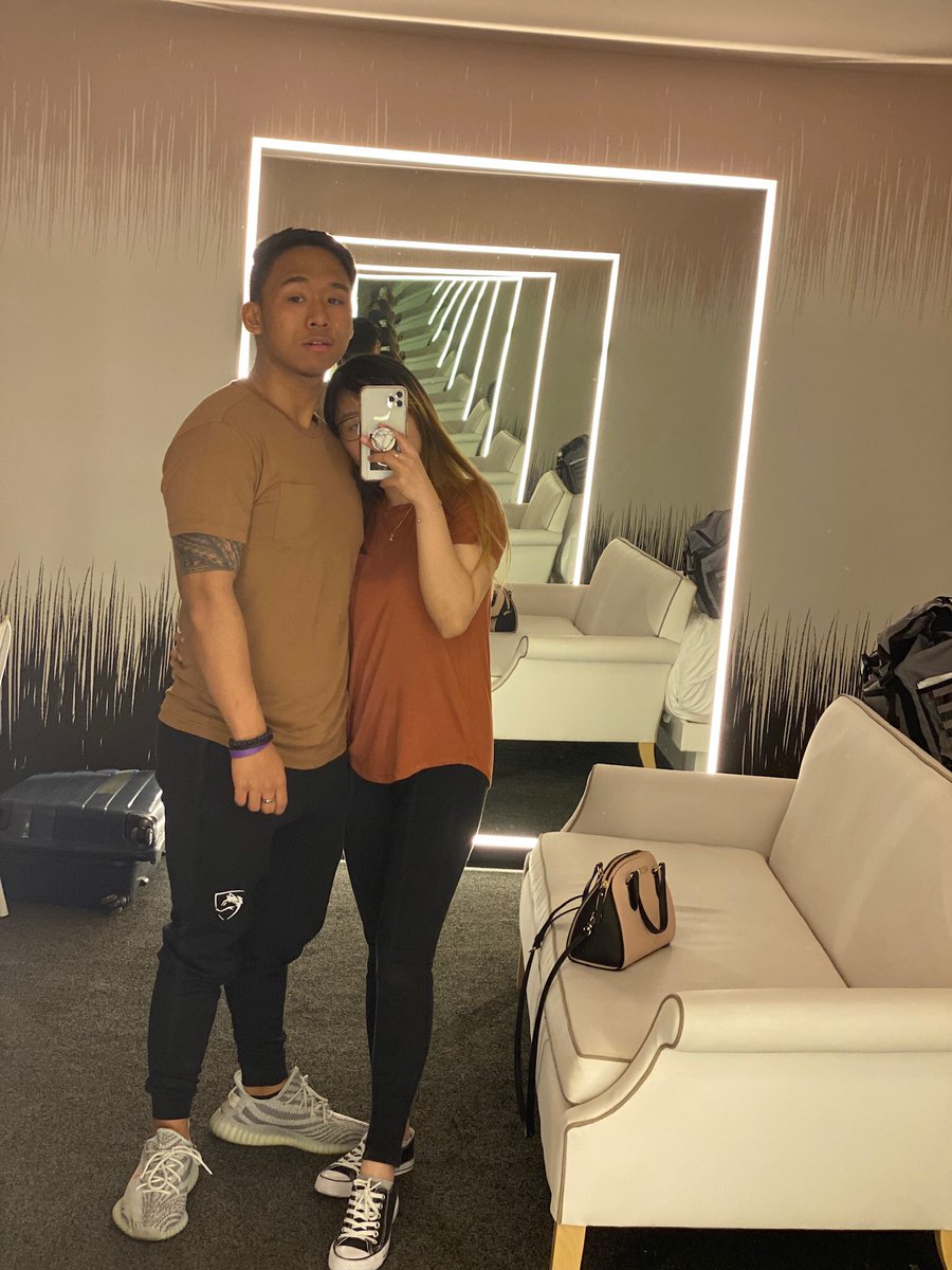 Jason_boy12's tweet image. Happy 15 Months @imzxylntabanan , Mahal Kita . Last day of good eats, the journey starts tomorrow 🙏🏾😎💪🏾 #onefourzero