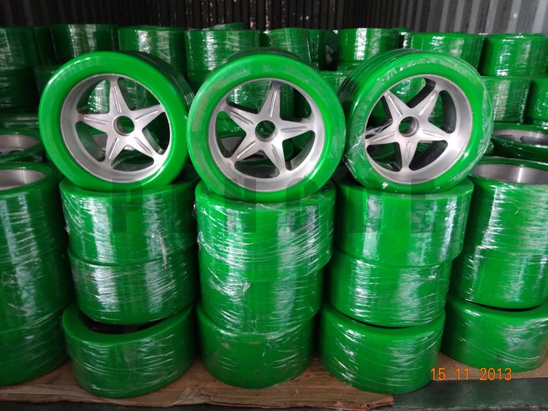 PengdeRubber's tweet image. There is a great Best Longboard Skateboards and Land Paddles Wheel just right here. pengde-pu.com/best-longboard… #polyurethaneinsulation #pusaprepartsonsale #polyurethanesealant