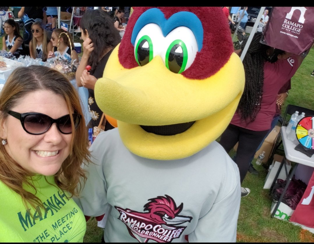 KobyMrs's tweet photo. Mrs. Koby likes all mascots, but her favorite is the Mahwah T-Bird, of course! #mahwahconnects
#tbirdspiritweekend https://t.co/TxVh3iIUJw