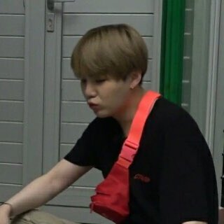 Yoongi pouting; a devastating thread